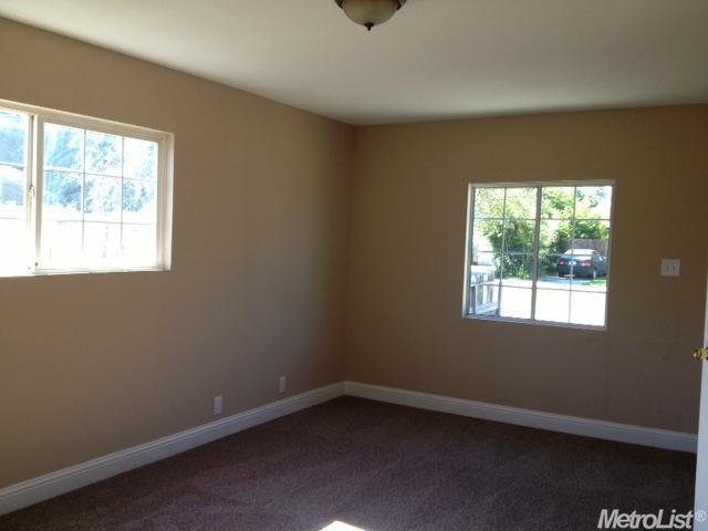 516 Downing Ln, Modesto, CA 95357 photo 4