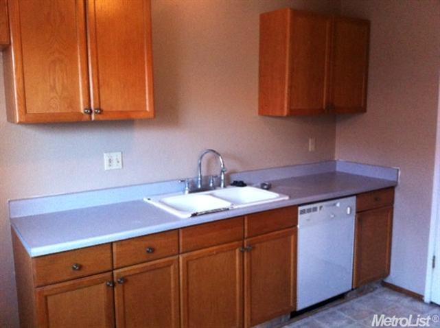 8805 Laird St, Patterson, CA 95363 photo 11
