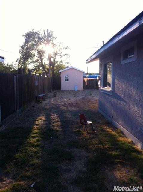 8805 Laird St, Patterson, CA 95363 photo 5