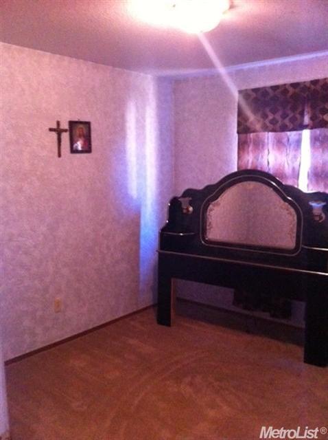 8805 Laird St, Patterson, CA 95363 photo 3