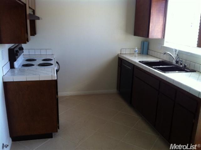 1708 Gettysburg Ave, Clovis, CA 93611 photo 3