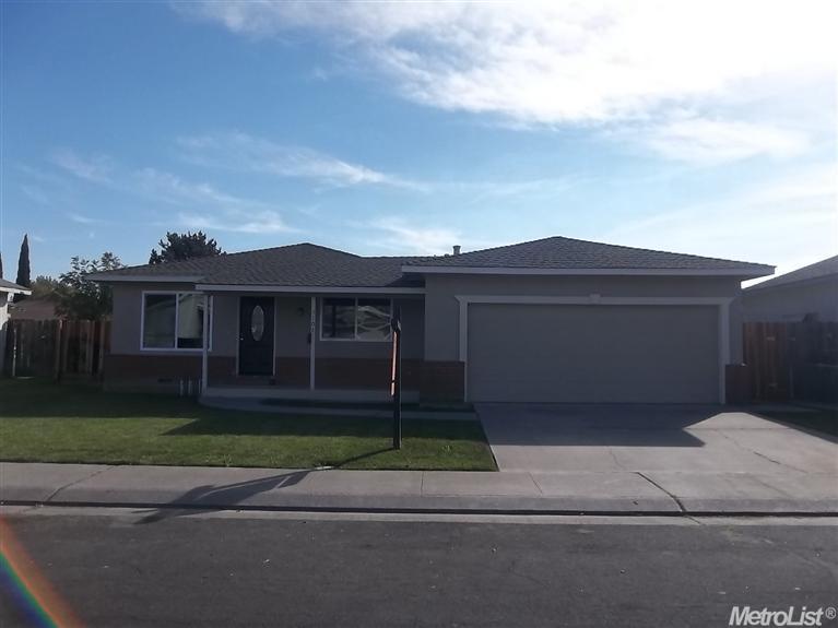 5708 Comanche Dr, Manteca, CA 95336 photo 1
