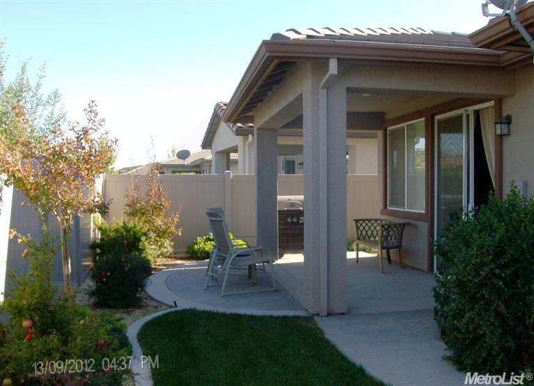 2366 Shadow Berry Dr, Manteca, CA 95336 photo 4