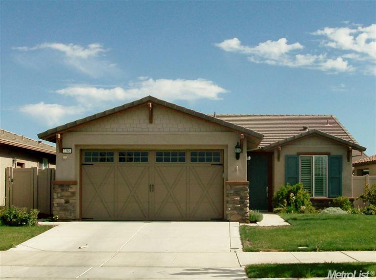 2366 Shadow Berry Dr, Manteca, CA 95336 photo 1