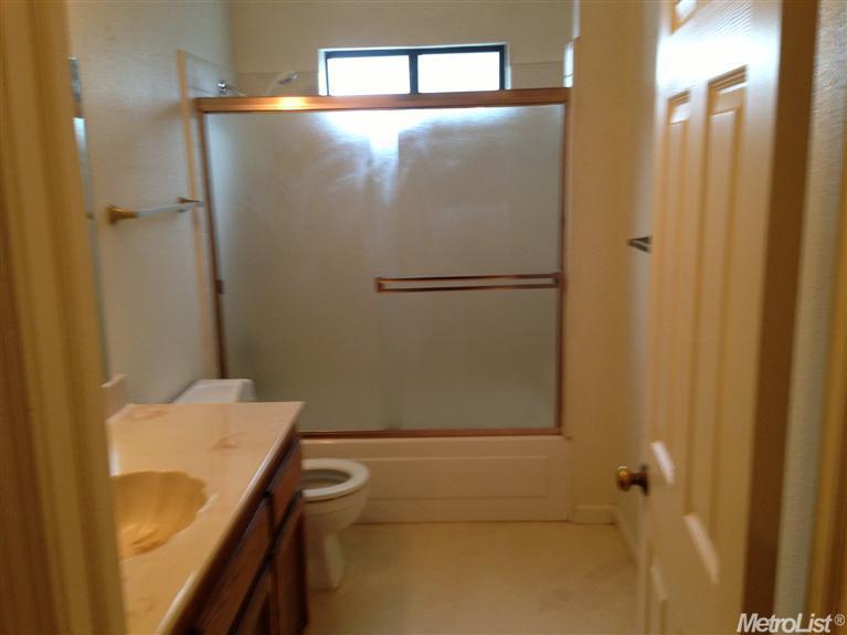 25 Frazine Rd, Modesto, CA 95357 photo 3