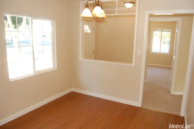 426 N Emerald Ave, Modesto, CA 95351 photo 9