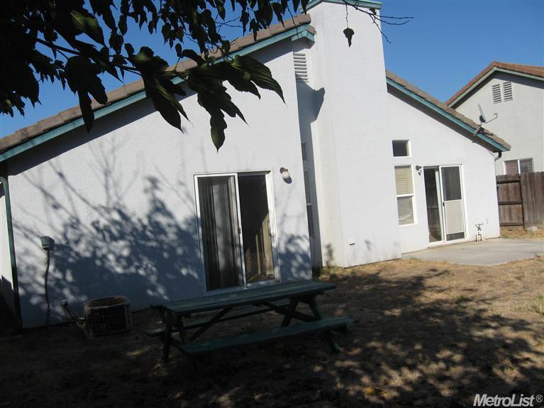 992 Norman Dr, Manteca, CA 95336 photo 8