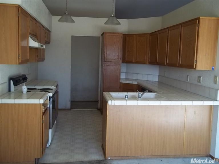 5800 Horn Way, Keyes, CA 95328 photo 4
