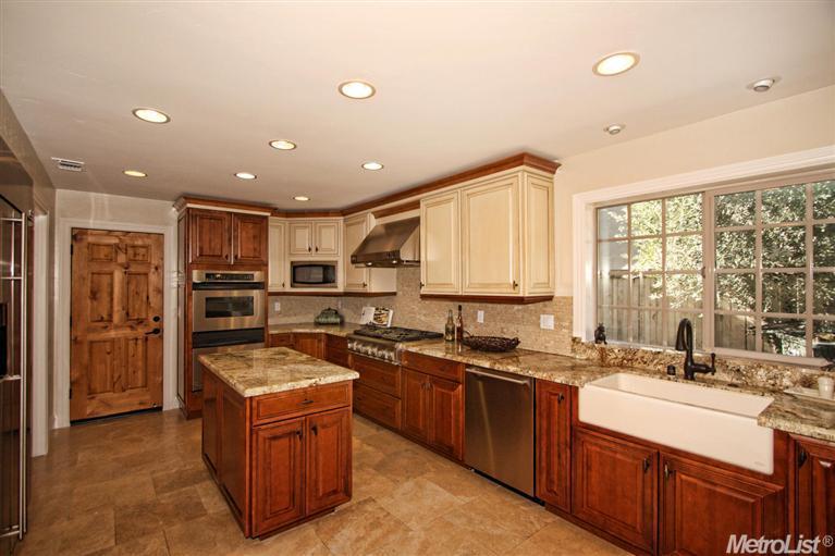 4459 Barrett Rd, Carmichael, CA 95608 photo 4