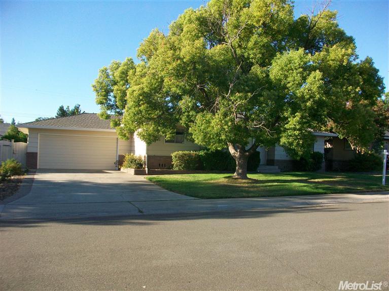 2744 Leoleta Way, Carmichael, CA 95608 photo 1