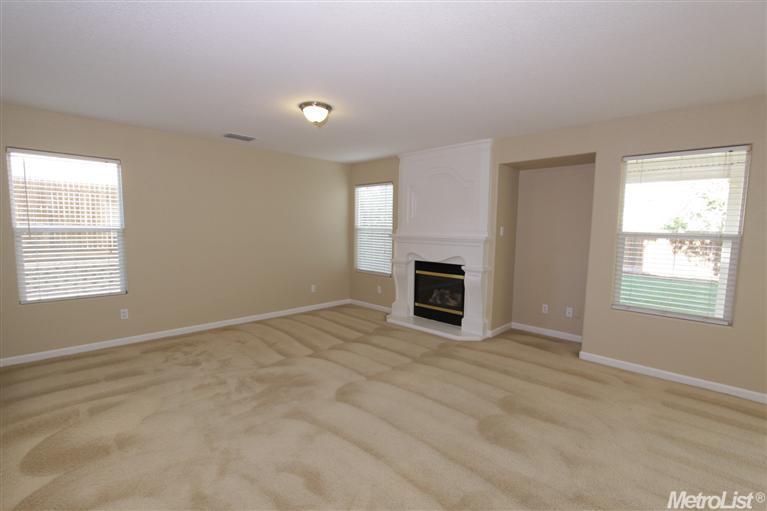 4445 Pittsfield Way, Mather, CA 95655 photo 7