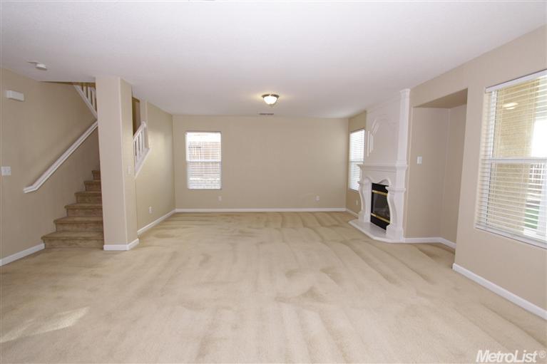 4445 Pittsfield Way, Mather, CA 95655 photo 2
