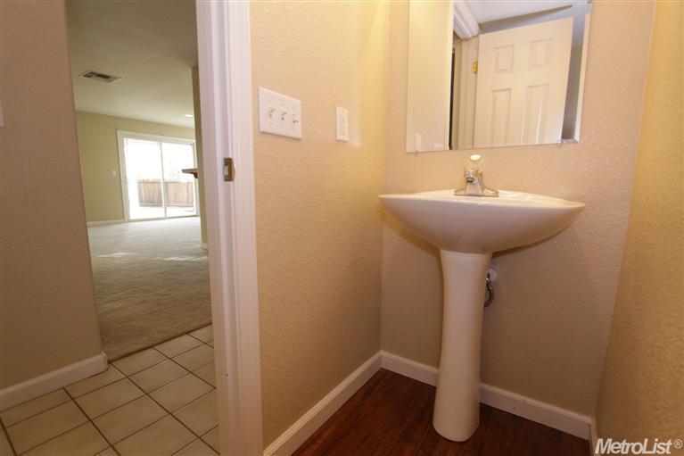4445 Pittsfield Way, Mather, CA 95655 photo 17