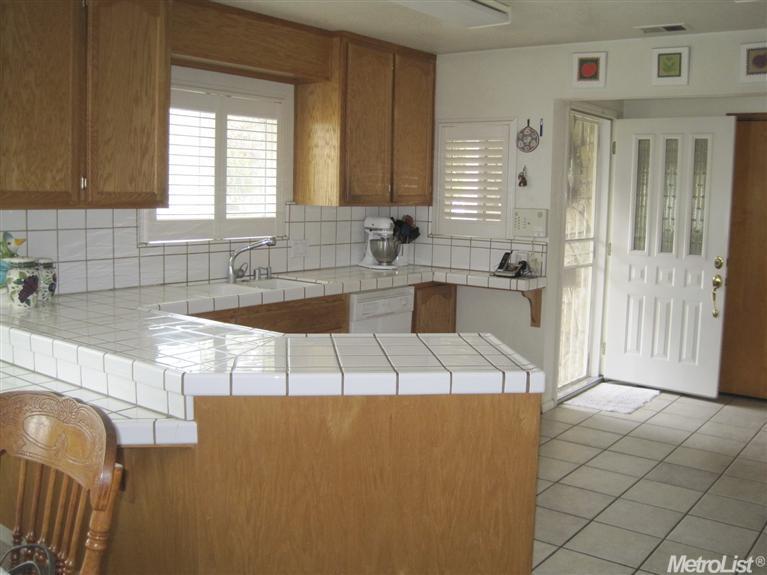 2220 Pacific Ave, Modesto, CA 95354 photo 4