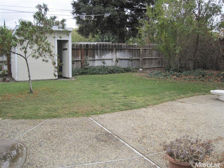 2220 Pacific Ave, Modesto, CA 95354 photo 15
