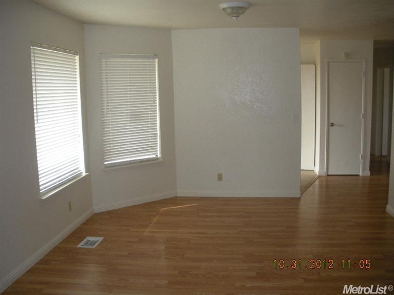 101 Artesia Rd, Elverta, CA 95626 photo 4