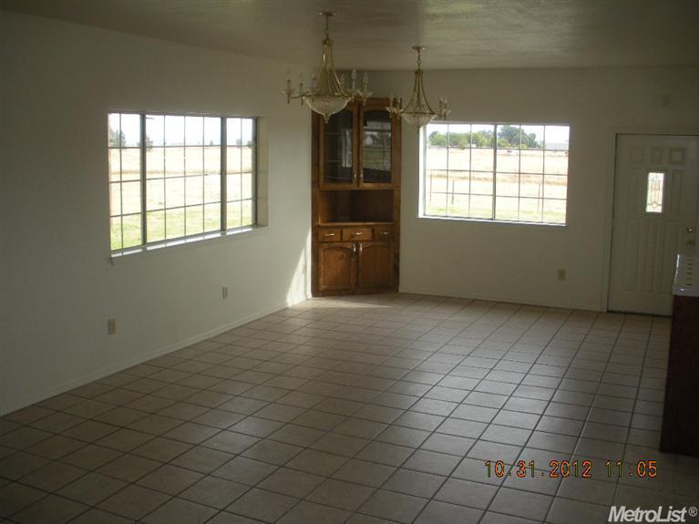 101 Artesia Rd, Elverta, CA 95626 photo 5