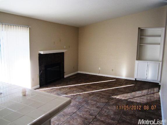 1528 Meadow Grove St, Modesto, CA 95355 photo 4