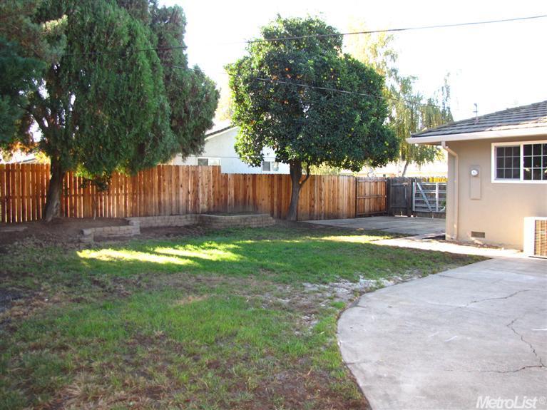 951 Daisy Ave, Lodi, CA 95242 photo 16