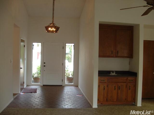 228 El Cajon Ave, Davis, CA 95616 photo 4