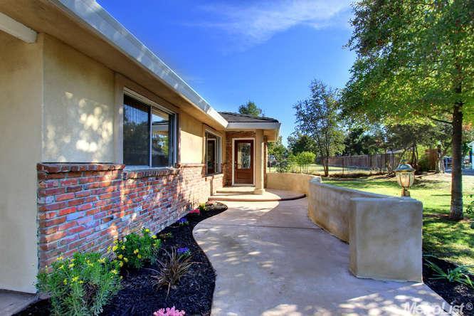 5225 Vale Dr, Carmichael, CA 95608 photo 3