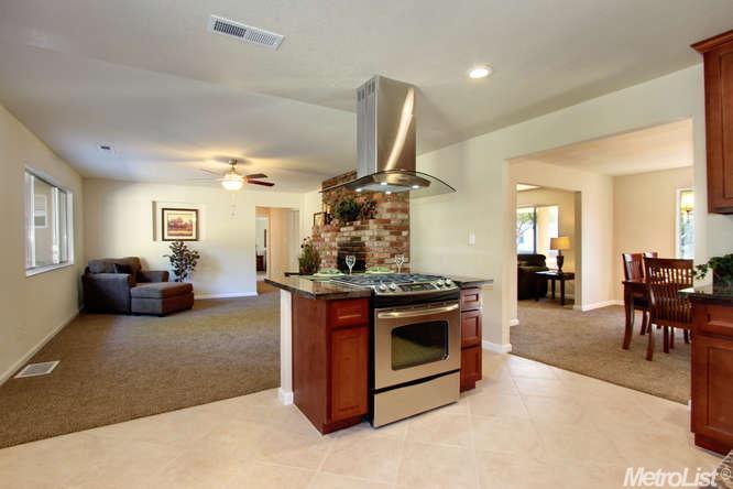 5225 Vale Dr, Carmichael, CA 95608 photo 7