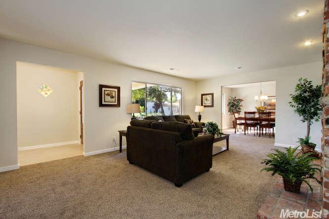 5225 Vale Dr, Carmichael, CA 95608 photo 13