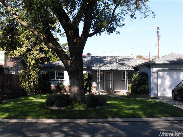 1213 Chadwick Ct, Modesto, CA 95350 photo 2
