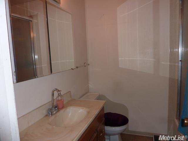 2909 Bateman Ln, Modesto, CA 95354 photo 10