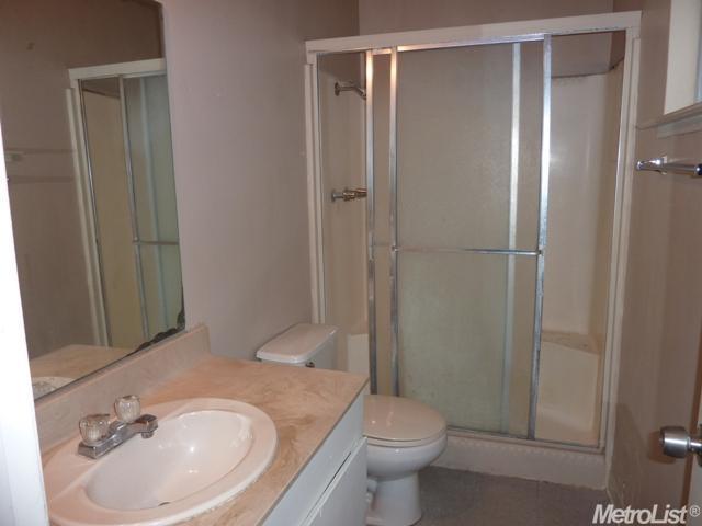 2909 Bateman Ln, Modesto, CA 95354 photo 13