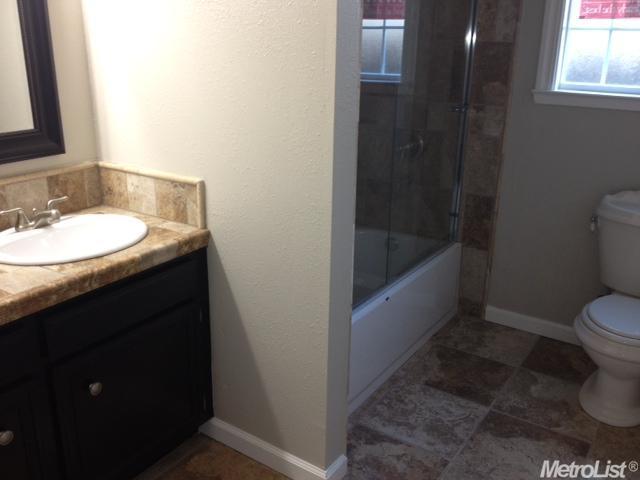 3028 Melissa Ln, Modesto, CA 95355 photo 7