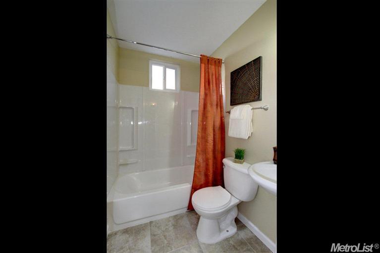 5925 Marlin Cir, Carmichael, CA 95608 photo 9
