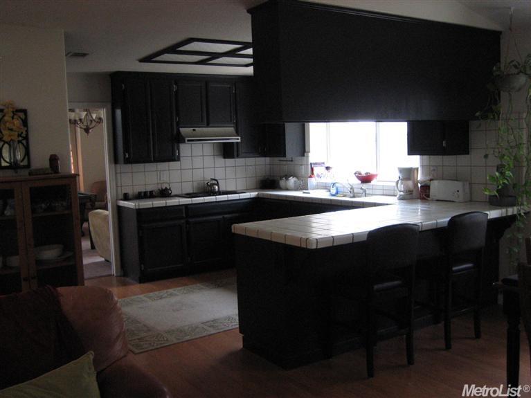 315 Meyenberg Ave, Ripon, CA 95366 photo 2
