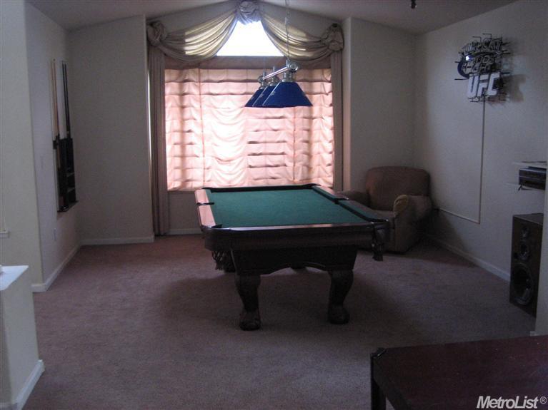 315 Meyenberg Ave, Ripon, CA 95366 photo 5