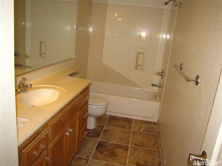 1826 Northgate Dr, Manteca, CA 95336 photo 9