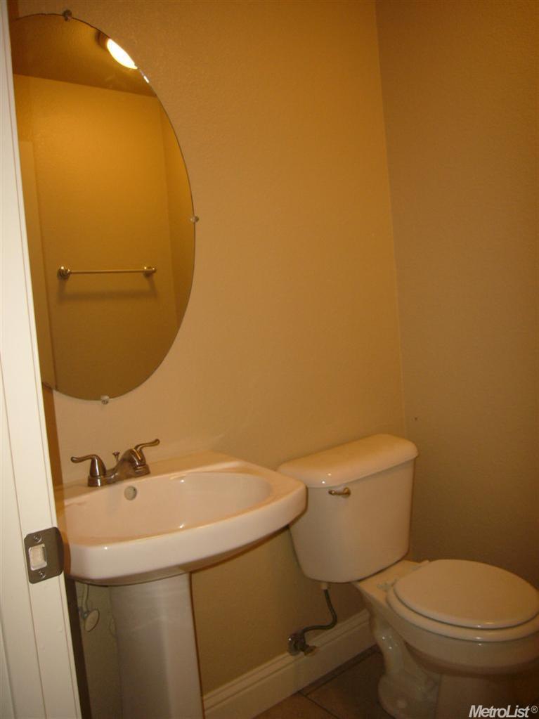 1143 Moonlight Dr, Ceres, CA 95307 photo 5