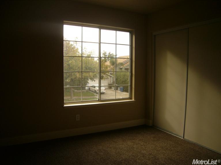 1143 Moonlight Dr, Ceres, CA 95307 photo 8
