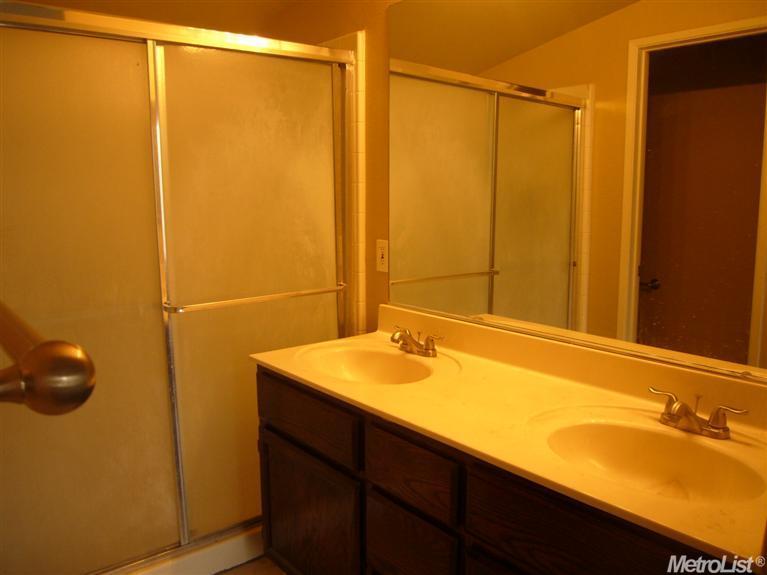 1143 Moonlight Dr, Ceres, CA 95307 photo 11