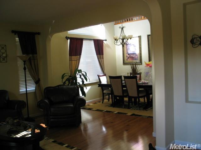 1845 Addison Dr, Turlock, CA 95382 photo 2