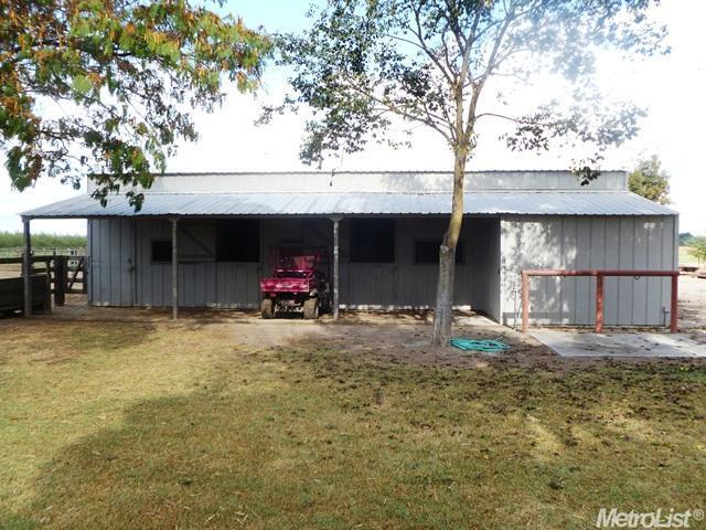731 E Barnhart Rd, Turlock, CA 95382 photo 15