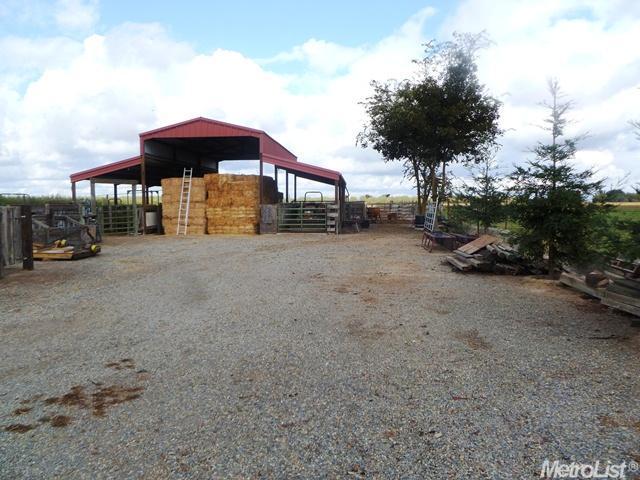 731 E Barnhart Rd, Turlock, CA 95382 photo 18