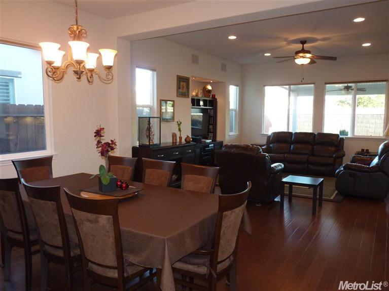 2056 Devonport Loop, Roseville, CA 95747 photo 4