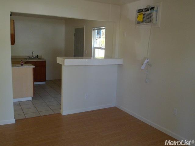923 3rd St, Modesto, CA 95351 photo 7