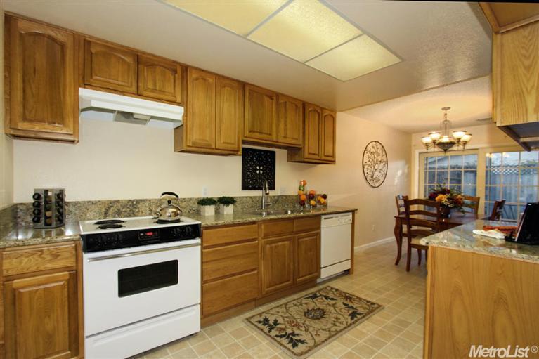 2128 E 8th St, Davis, CA 95618 photo 9