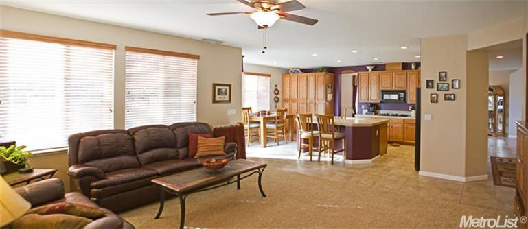 1744 W 4th St, Ripon, CA 95366 photo 6