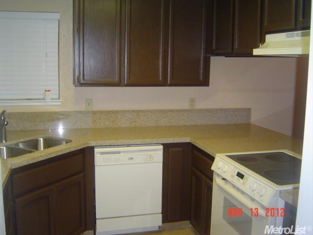 2320 Quail Run Cir, Modesto, CA 95355 photo 4