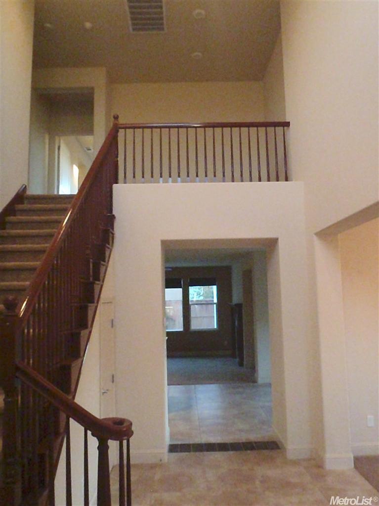 2324 Giannoni Way, Lodi, CA 95242 photo 6