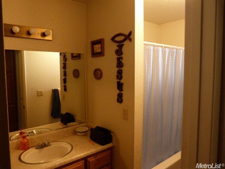 1228 Markham Ave, Modesto, CA 95358 photo 5
