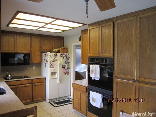 1053 Sunfish Dr, Manteca, CA 95337 photo 9