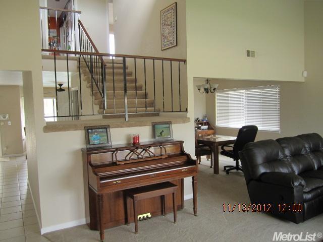 1053 Sunfish Dr, Manteca, CA 95337 photo 3